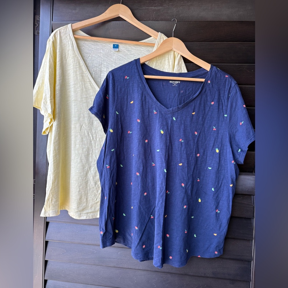 Lot of 2 Old Navy 2X (XXL) 100% Cotton Shirts Navy Blue Fruit Yellow Buttons
